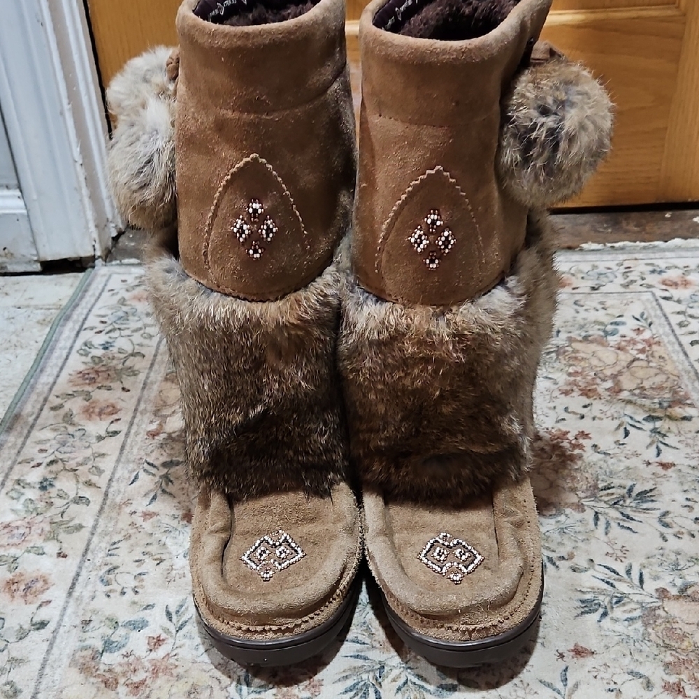 Brown Fur-Trimmed Women's Boots